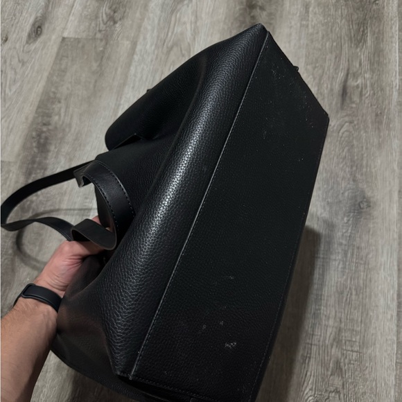 Michael Kors Women’s Handbag Purse Emilia Large East West Center Zip Tote Bag - Picture 8 of 9